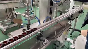 Machine de remplissage à piston à une tête