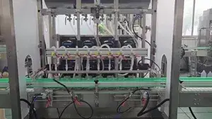 Machine de remplissage à pompe péristaltique