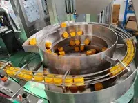 Capsuleuse automatique à pression